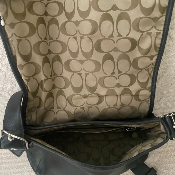 Vintage Coach Black Leather Messenger Bag - Picture 4 of 5